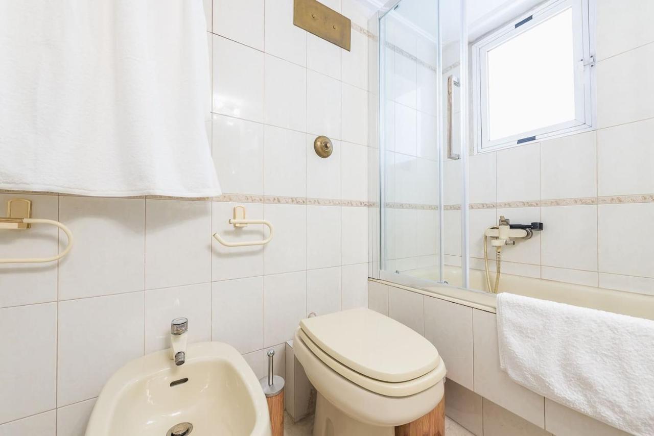 אתונה Seaside Central Apartment מראה חיצוני תמונה